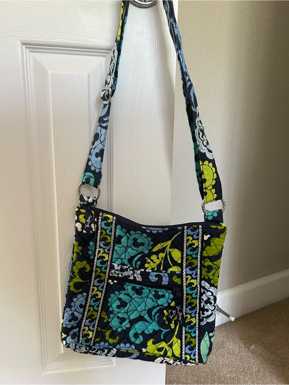 NWOT- Vera Bradley RETIRED-Disney Parks- “Where’s Mickey Mouse” crossbody bag